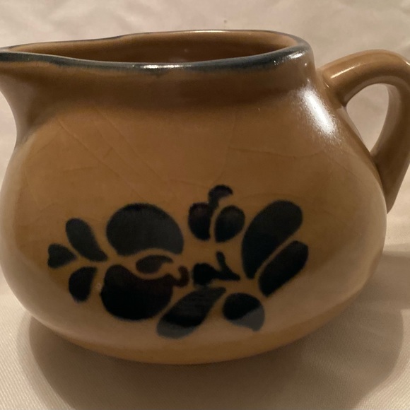 Pfaltzgraff Gravy Boat Folk Art Made in USA Blue Tan 1980's - Picture 3 of 5